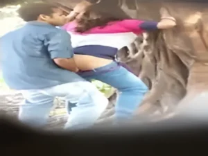 Desperate Indian Lucknow Lovers Fuck in Public