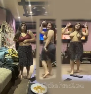 Big Boobs Indian Aunty Dancing in Front of Husband