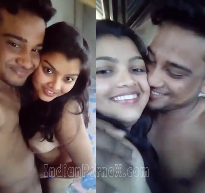 Hottest Indian Girlfriend Enjoying Romance