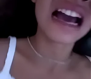 Indian Slim Girl Having Sex for the First Time with BF