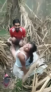 Indian Girl Outdoor Sex with Her Boyfriend