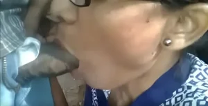 Indian Girl Blowjob in Roadside
