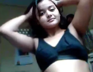 Cute Indian Teen Nude Show on Cam Online