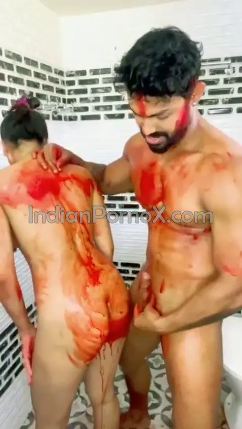 Indian homemade Holi porn video in bathroom