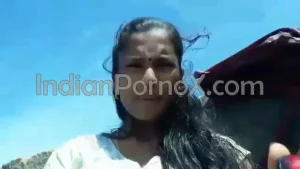 Desi village girl xxx outdoor with her lover