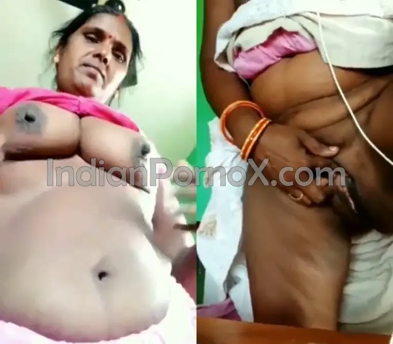 Mature aunty showing her boobs and dirty pussy
