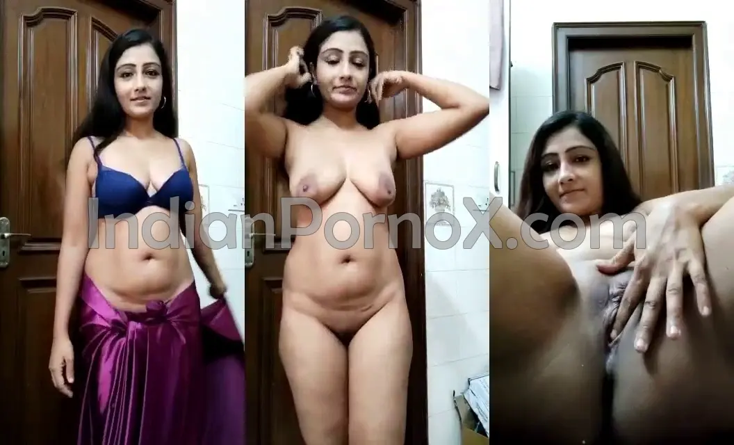 hot Indian model removed her saree and fingering pussy