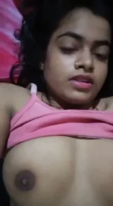 Beautiful Desi Bhabhi Show Boobs and Pussy