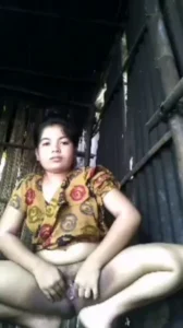 Bengali Girlfriend Fingering Pussy and Moaning