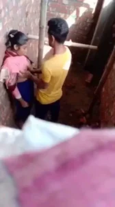 Indian Girl Giving Blowjob to Boyfriend Cock