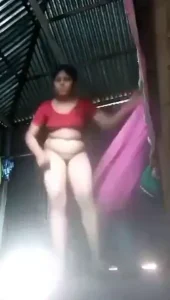 Bengali Housewife Naked Dancing and Masturbation