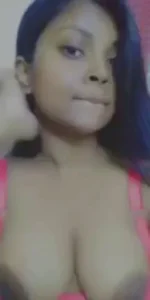 Bengali Sexy Girlfriend Showing Her Boobs