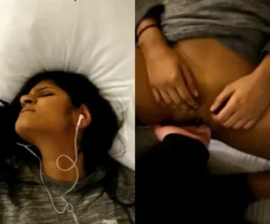 Desi Girlfriend Pussy Fingering by Lover