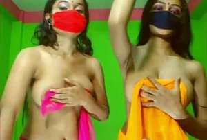 Desi Lesbian Girl Nude Dancing on Hindi Song