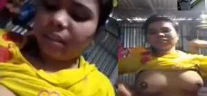 Bengali Village Girlfriend Fingering Pussy on Video Call