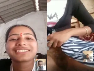 Desi Mallu Girl Hairy Pussy Showing on WhatsApp Video Call