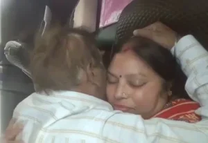 Indian Mature Couple Sex Captured by Young Guy in Car