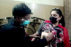 Bengali Bhabhi Illicit Sex with Boss at Home